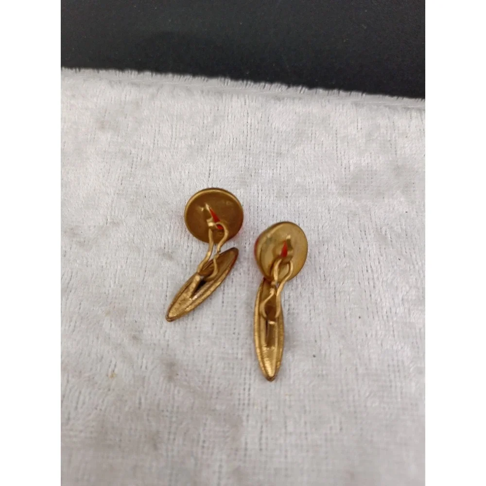 Vintage Cuff Links Red Lucite Gold Tone‎